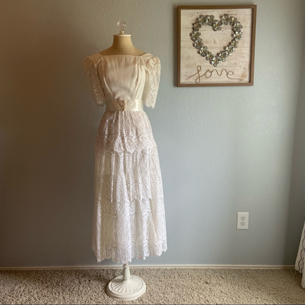 Size XS RICKI LANG for NUIT Vintage Wedding Dress